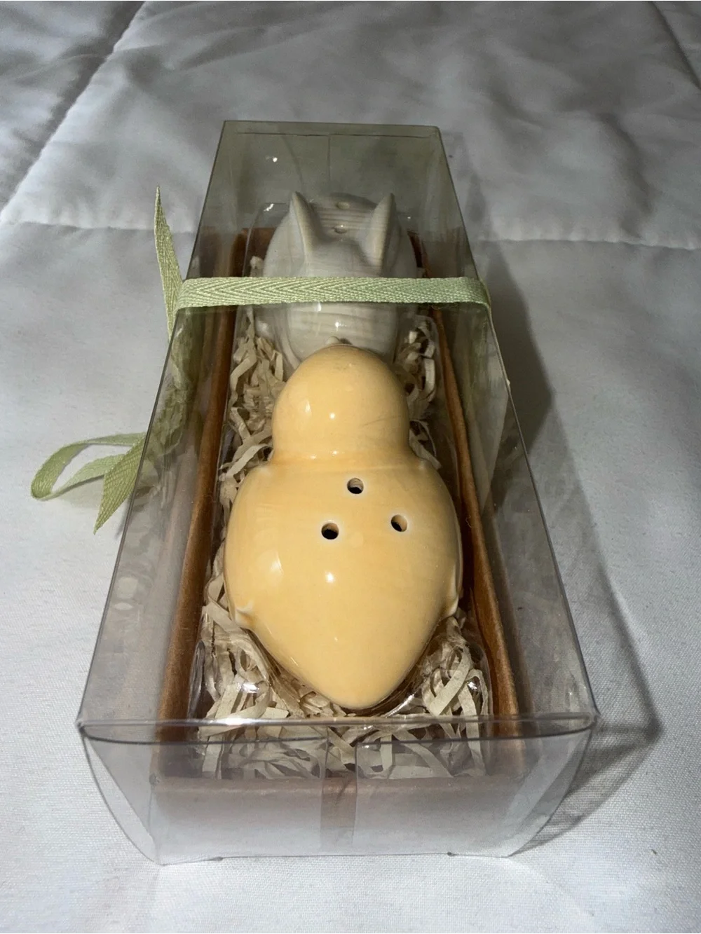 NIBOX-Hallmark Chick & Bunny Ceramic Salt and Pepper Set